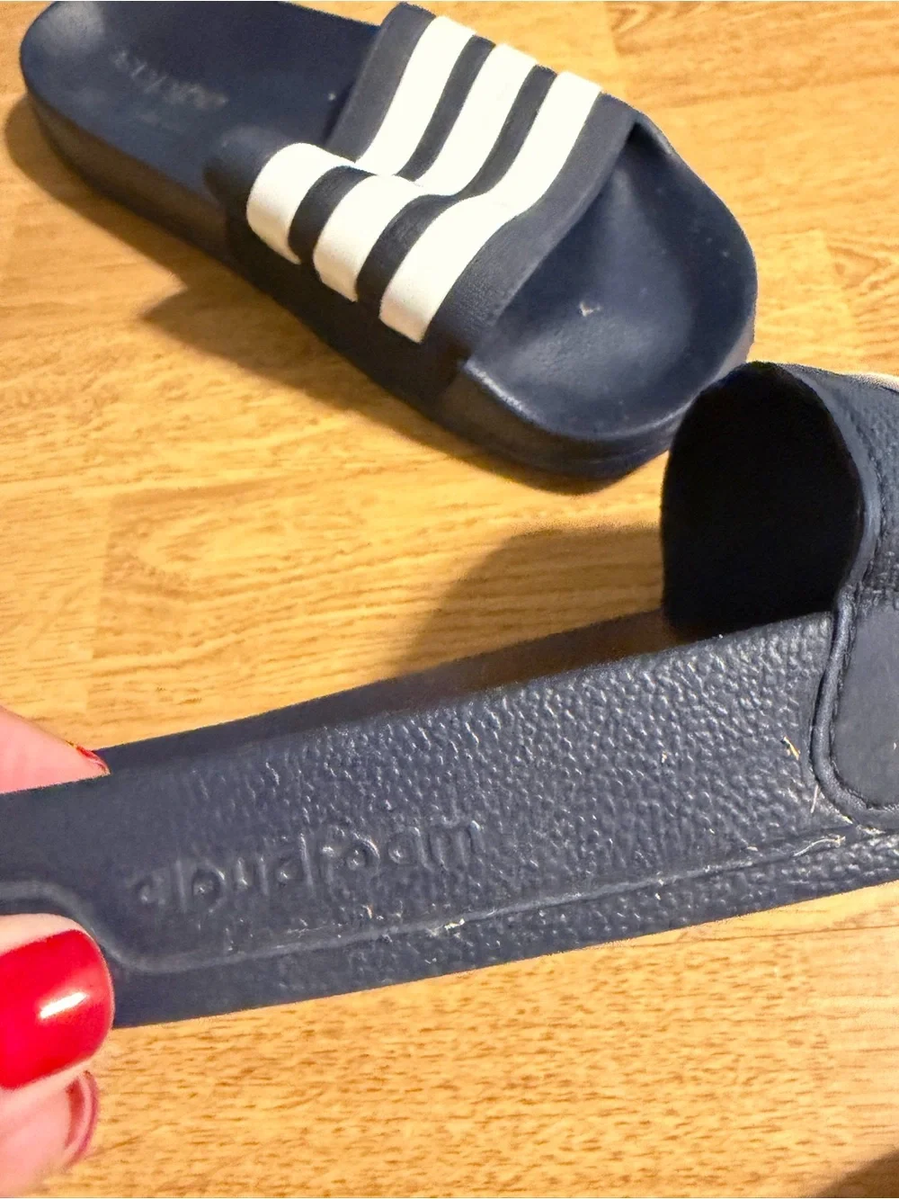 adidas classic slide